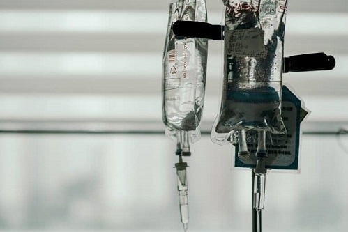 How to Start a IV Hydration Business
